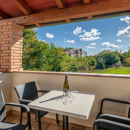 Apartmani Jana Poreč Eksteriør bilde