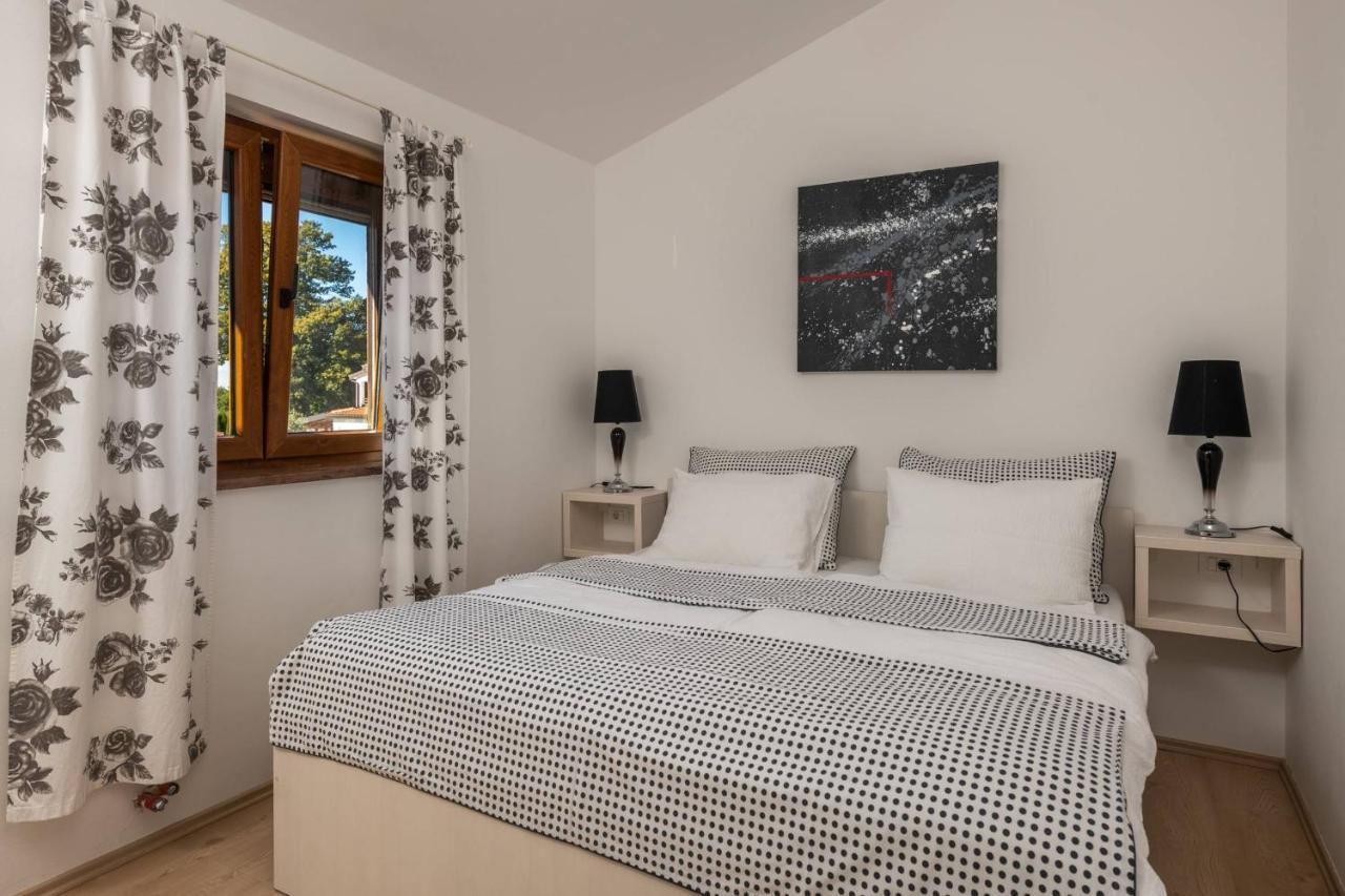 Apartmani Jana Poreč Eksteriør bilde