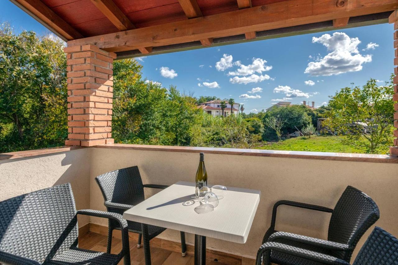 Apartmani Jana Poreč Eksteriør bilde