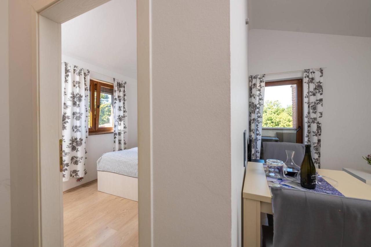 Apartmani Jana Poreč Eksteriør bilde